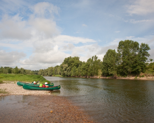 Taking a break at Rigny-Usse on the River Loire, France